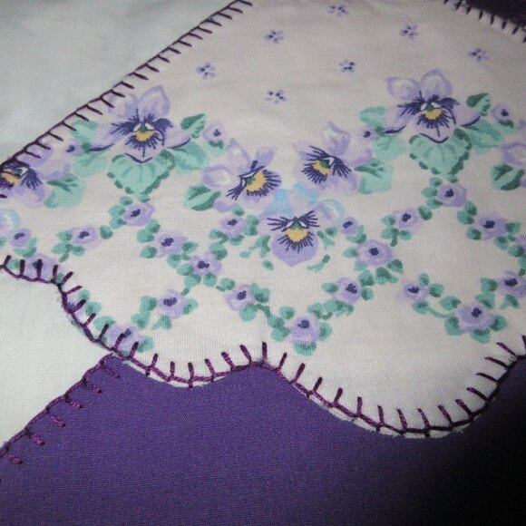 Estate Sale Vintage Quilt Top cotton Bonnet Girls White and Purples - Picture 3 of 8